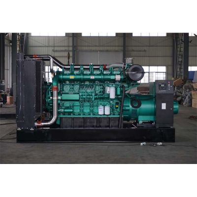 工廠直銷(xiāo)1200KW柴油發(fā)電機(jī)，品牌有廣西玉柴、無(wú)錫動(dòng)力、通柴、濟(jì)柴等柴油發(fā)電機(jī)組。廠價(jià)直銷(xiāo)歡迎選購(gòu)：13773399855。