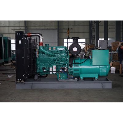 400kw東風(fēng)康明斯柴油發(fā)電機(jī)組-東風(fēng)康明斯6缸柴油機(jī)QSZ13-G3柴油發(fā)電機(jī)組,缸徑/行程：130/163mm,柴油發(fā)電機(jī)組水冷發(fā)動(dòng)機(jī)功率440KW,柴油發(fā)電機(jī)組配套馬拉松斯坦福發(fā)電機(jī)。廠價(jià)直銷(xiāo)歡迎選購(gòu)：13773399855。