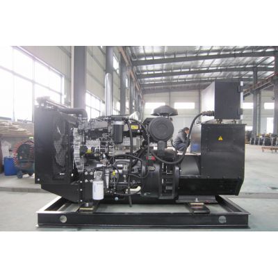 80kw珀金斯柴油發(fā)電機組-珀金斯4缸柴油機1104C-44TAG2柴油發(fā)電機組,缸徑/行程：105/127mm,柴油發(fā)電機組水冷發(fā)動機功率103KW,柴油發(fā)電機組配套馬拉松斯坦福發(fā)電機。廠價直銷歡迎選購：13773399855。