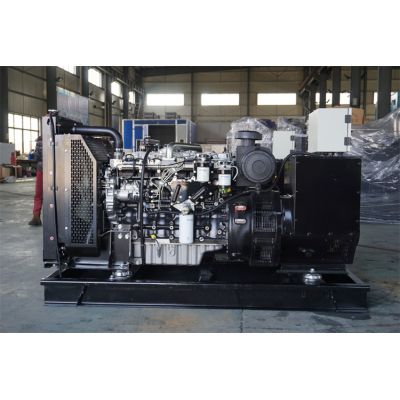 150kw珀金斯柴油發(fā)電機組-珀金斯6缸柴油機1106A-70TAG3柴油發(fā)電機組,缸徑/行程：105/135mm,柴油發(fā)電機組水冷發(fā)動機功率185KW,柴油發(fā)電機組配套馬拉松斯坦福發(fā)電機。廠價直銷歡迎選購：13773399855。