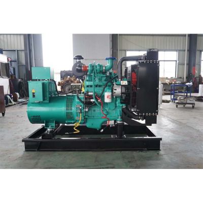 40kw東風(fēng)康明斯柴油發(fā)電機(jī)組-東風(fēng)康明斯4缸柴油機(jī)4BTA3.9-G2柴油發(fā)電機(jī)組,缸徑/行程：102/120mm,柴油發(fā)電機(jī)組水冷發(fā)動(dòng)機(jī)功率50KW,柴油發(fā)電機(jī)組配套馬拉松斯坦福發(fā)電機(jī)。廠價(jià)直銷(xiāo)歡迎選購(gòu)：13773399855。