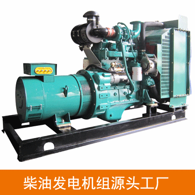 600kw無錫動力柴油發電機組-無錫動力12缸柴油機WD180TAD61柴油發電機組,缸徑/行程：152×165mm,柴油發電機組水冷發動機功率680KW,柴油發電機組配套馬拉松斯坦福發電機。